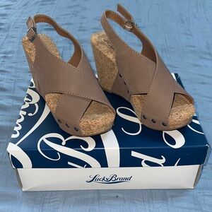 Lucky Brand Women's Brown Cork Wedges